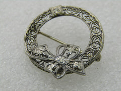 Early 1900's 14kt Filigree Diamond Brooch, Circle with Bow, 1"