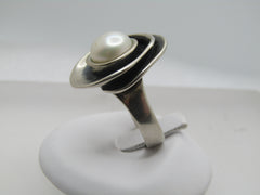 Vintage Sterling Lady Pearl Modernist Ring, Sz. 7, Signed ilpada