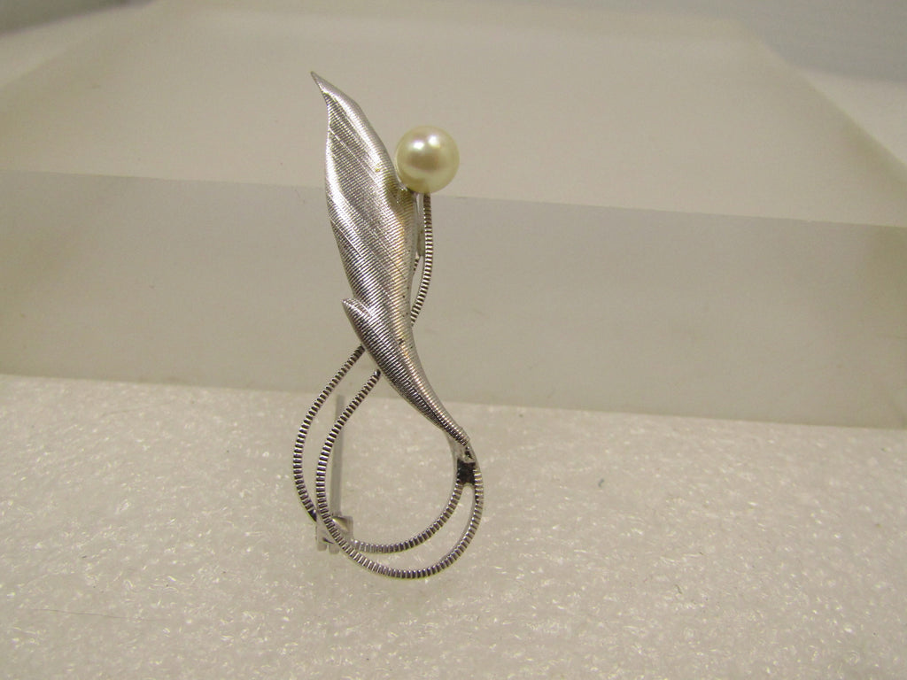 Vintage Cultured Pearl  Leaf Brooch, Curled Stem, Signed DCE, 1960's-1970's
