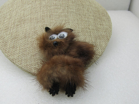 Vintage Brown Cat/Mink Brooch, 1960's-1970's, 3" by 20"