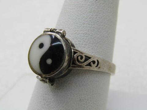 Vintage Sterling Yin Yang Poison Ring, Unisex, Sz. 9.5, 1960's-1980's - BOHO