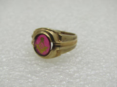 10kt Masonic Created Ruby Ring, Sz. 7 , weight is appx. 4.87 gr