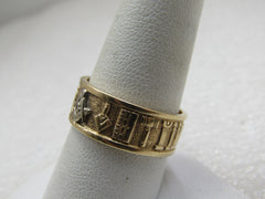 Vintage 14kt Masonic 8mm Symbol Band Ring, Sz. 9 , Signed MECCA, Two Tone