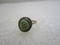 Vintage Sterling Southwestern Green Turquoise Ring, Sz. 2.75, LMV