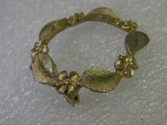 Vintage Brooch, Goldtone Dogwood Blossom & Leaf Circle Pin, 1.25"