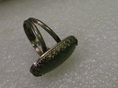 Vintage Ring, Sterling Silver Green Agate Southwestern Ring, size 7.75, Split V Band