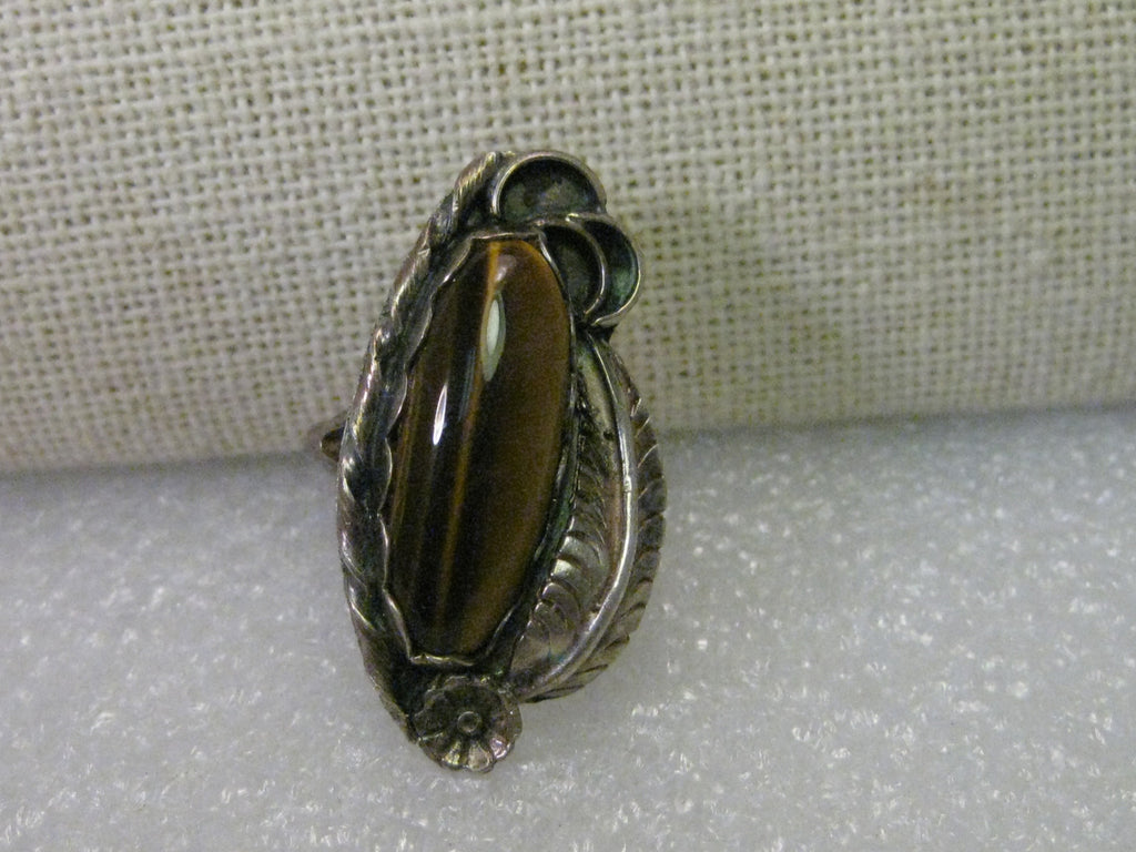 Sterling Silver Navajo Tiger's Eye Ring, with Feathers & Ornate Silver Work, Size 5.25, 6.16 grams