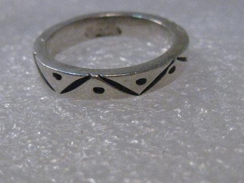 Sterling Silver Southwestern Ring or Wedding Band, Mexico, Triangle Pattern, size 5.5,