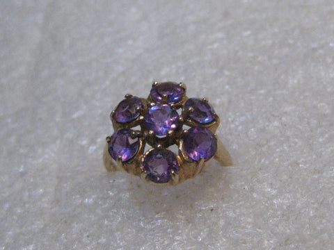 Vintage 10kt Amethyst Blossom Ring, size 6.5, 3.33 grams, appx. 1.75tcw, Mid-Century