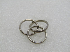 Vintage Sterling Taxco Trinity Ring, Interlocking, Size 5.75, 7.84 grams. 2.5mm, Mexico