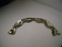 Vintage Gold Tone Coro Pegasus Scalloped Edged Bracelet with Open Centers, 7.5"