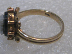 Vintage 14kt Gold Victorian Style Black Cameo Ring, sz. 6.25, 2.73 gr. Estate