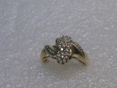 Vintage 14kt Solid Two Tone Gold Diamond Cluster Ring, Size 7.5, 4.59 Gr. 25 diamonds