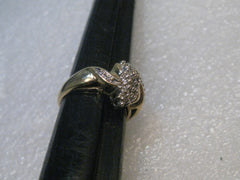 Vintage 14kt Solid Two Tone Gold Diamond Cluster Ring, Size 7.5, 4.59 Gr. 25 diamonds