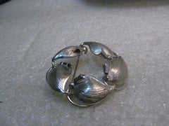 Vintage Sterling Silver Leaf Brooch, Circle, signed TK, 1960's, 5.67 grams, 1.5"