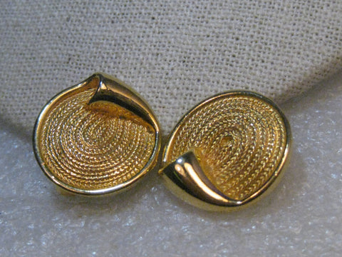 Vintage BSK Woven Clip Earrings, Gold Tone, , 7/8", curled accent, 1960's