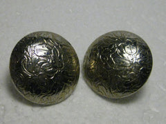 Vintage 1970's/80's Goldtone Round Domed, Floral Stamped Clip earrings - 1/25"