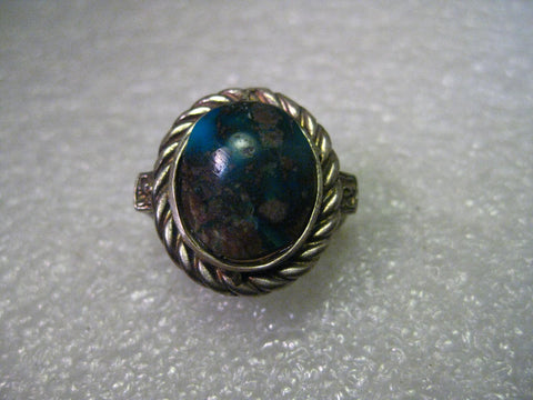 Vintage Sterling Silver Rustic Turquoise Southwest to  Bedouin/Bali/Ethnic Ring, size 5.5, Oval